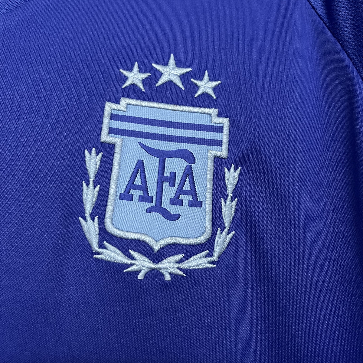 Camisa Argentina II 24/25 Patch Campeão Mundial Masculino Torcedor 3 Camisa Argentina II 24/25 Patch Campeão Mundial Masculino Torcedor - Imagem 3