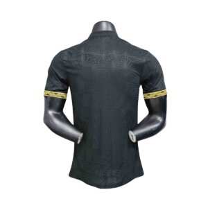 Costa da camisa do méxico titular 2025/2026 preta e detalhes dourados masculina jogador