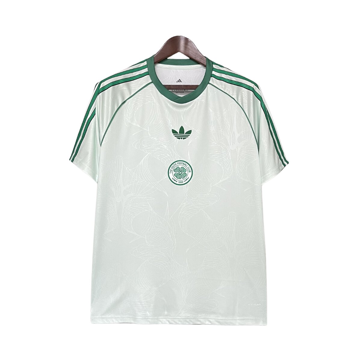 Camisa Celtic Origens 25/26 Masculina Torcedor 1 Camisa Celtic Origens 25/26 masculina torcedor, cor verde menta com listras verdes nos ombros, logo Adidas Originals e escudo Celtic FC com trevo de quatro folhas.