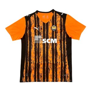 camisa titular do Shakhtar Donetsk 25/26 masculina torcedor com listras pretas em efeito giz e fundo laranja vibrante estilo moderno