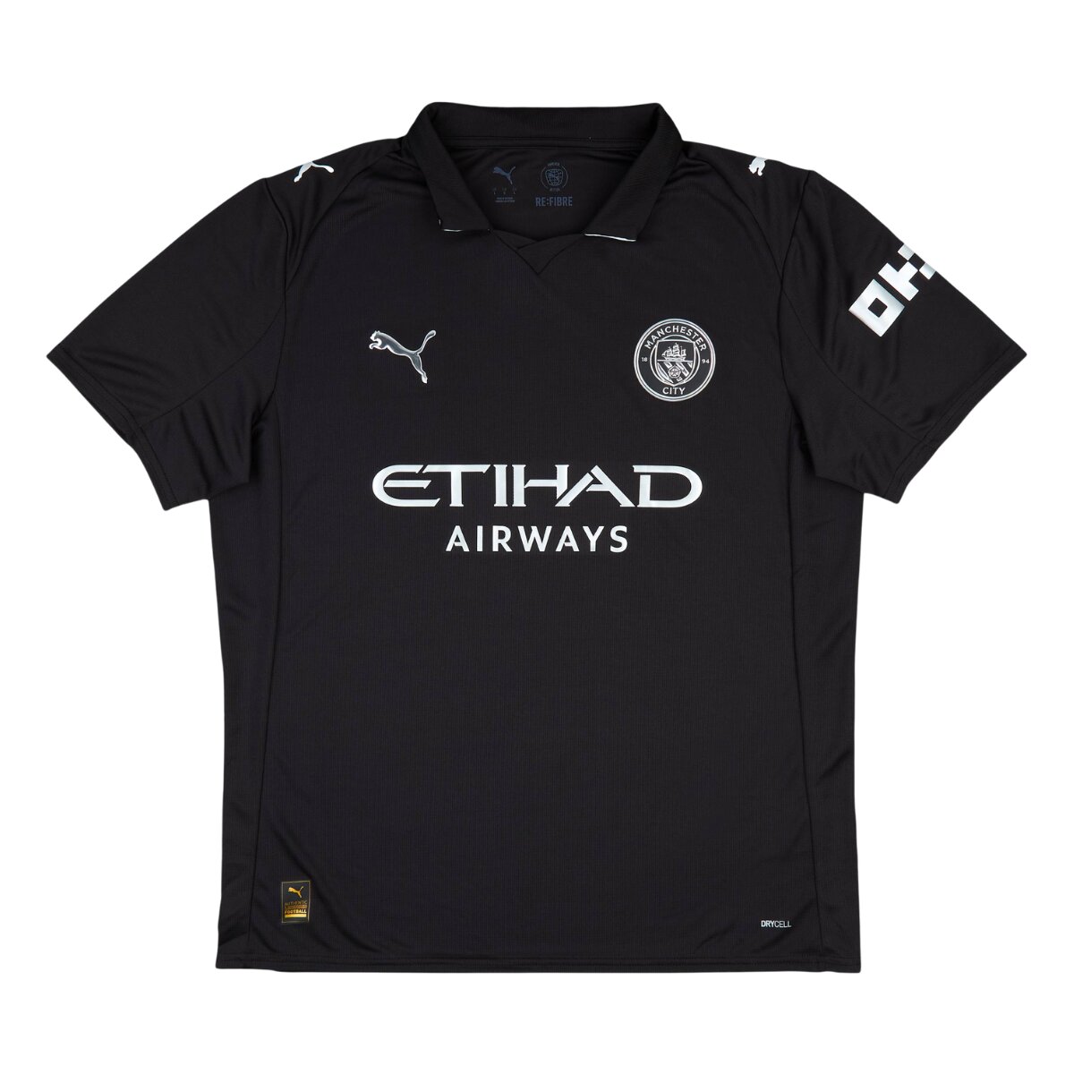 Camisa Manchester City II 25/26 Masculina Torcedor 1 Camisa Manchester City preta modelo torcedor 25/26 com escudo em prata metálica e gola tradicional branca.