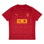 Camisa Valencia II 25/26 Masculina Torcedor vermelha com grafismo VCF em paralelogramos escuros e escudo redesenhado em vermelho e laranja