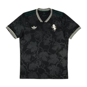 Terceira camisa Juventus 25/26 com grafismo inspirado em vinhedos