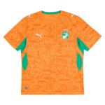 Camisa Costa do Marfim 2026 titular laranja e detalhes verdes e escudo da seleção africana