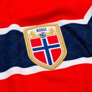 escudo camisa noruega i 26 27 masculina torcedor